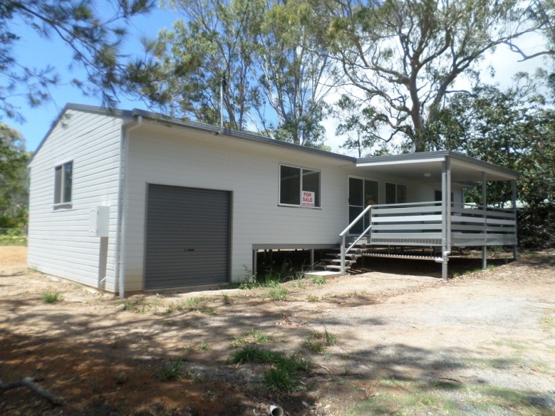52 COOEE CRESCENT, Macleay Island QLD 4184