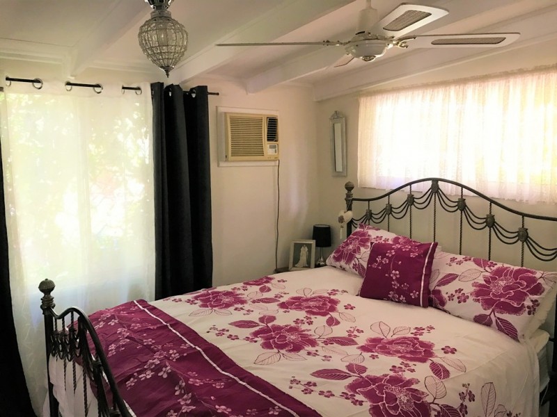 241 HIGH CENTRAL RD, Macleay Island QLD 4184
