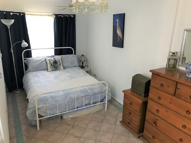 241 HIGH CENTRAL RD, Macleay Island QLD 4184