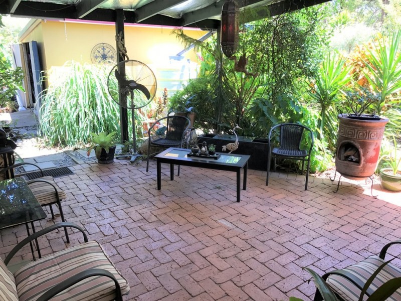 241 HIGH CENTRAL RD, Macleay Island QLD 4184