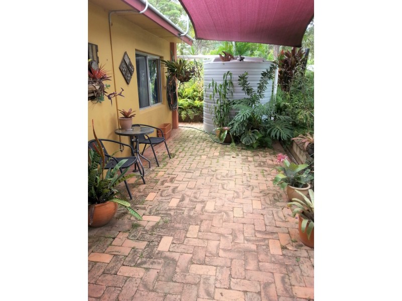 241 HIGH CENTRAL RD, Macleay Island QLD 4184