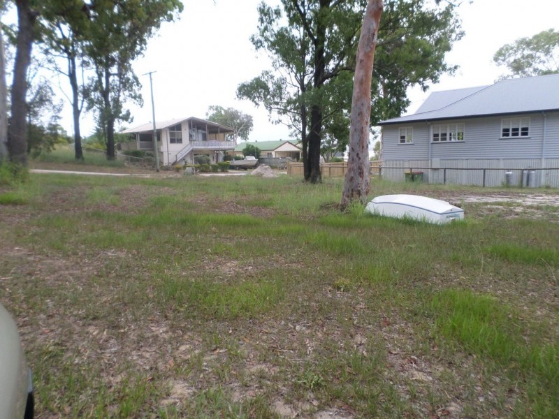 13 ORANA STREET, Macleay Island QLD 4184