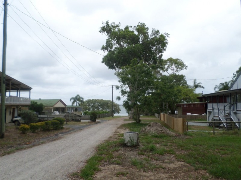 13 ORANA STREET, Macleay Island QLD 4184