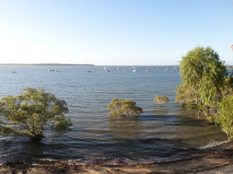 24 KIM CRESCENT, Macleay Island QLD 4184