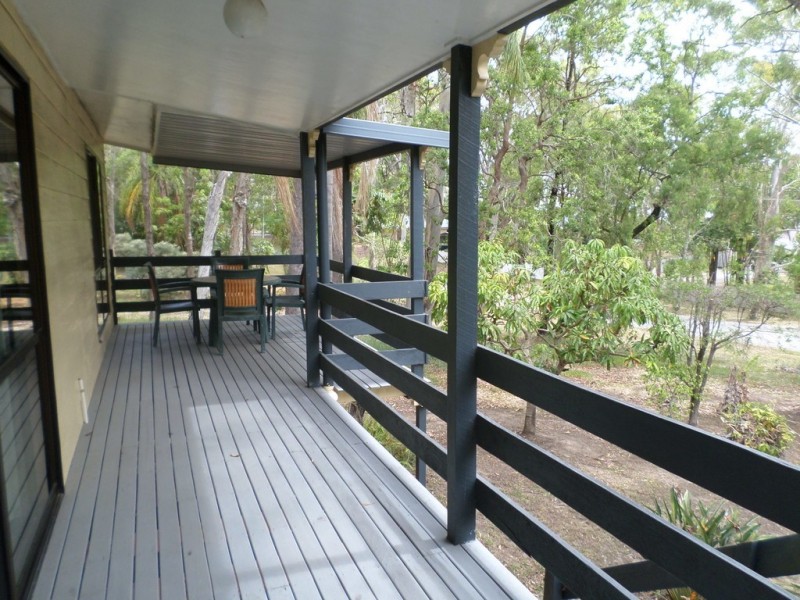 48 COONDOOROOPA DRIVE, Macleay Island QLD 4184