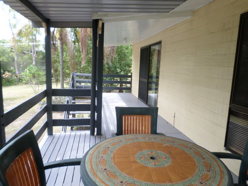 48 COONDOOROOPA DRIVE, Macleay Island QLD 4184