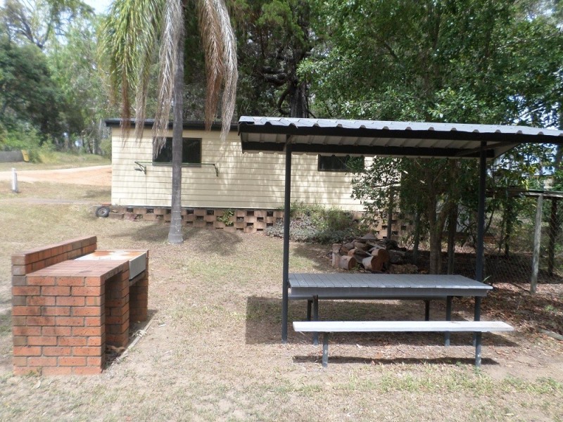 48 COONDOOROOPA DRIVE, Macleay Island QLD 4184