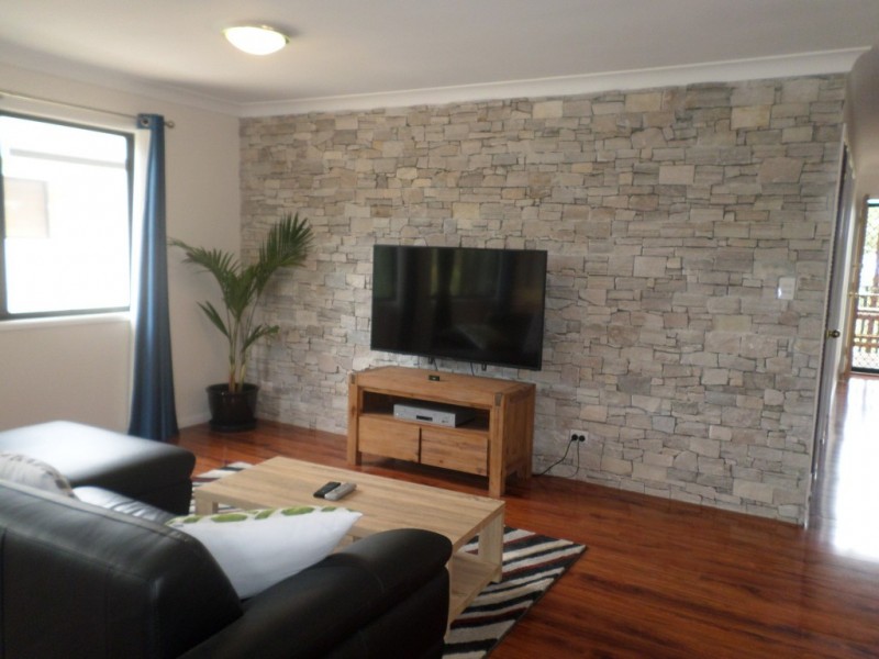 14 ALKIRA STREET, Macleay Island QLD 4184