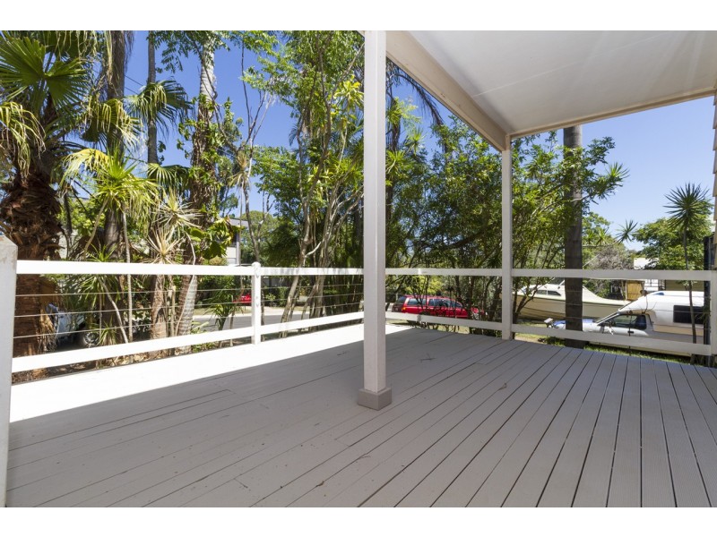 7 Michael Ave, Lamb Island QLD 4184