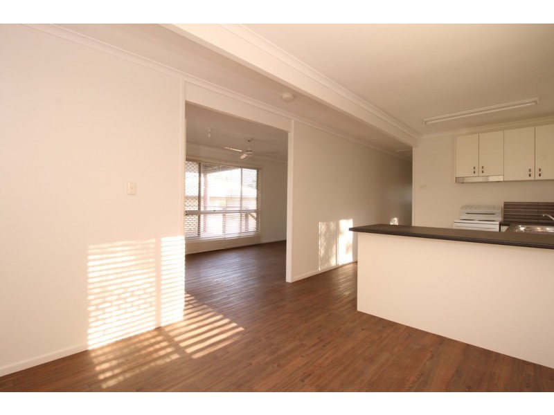 3 DEVIOT STREET, Macleay Island QLD 4184