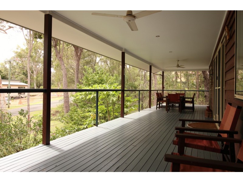 6 KOOBERRY STREET, Macleay Island QLD 4184