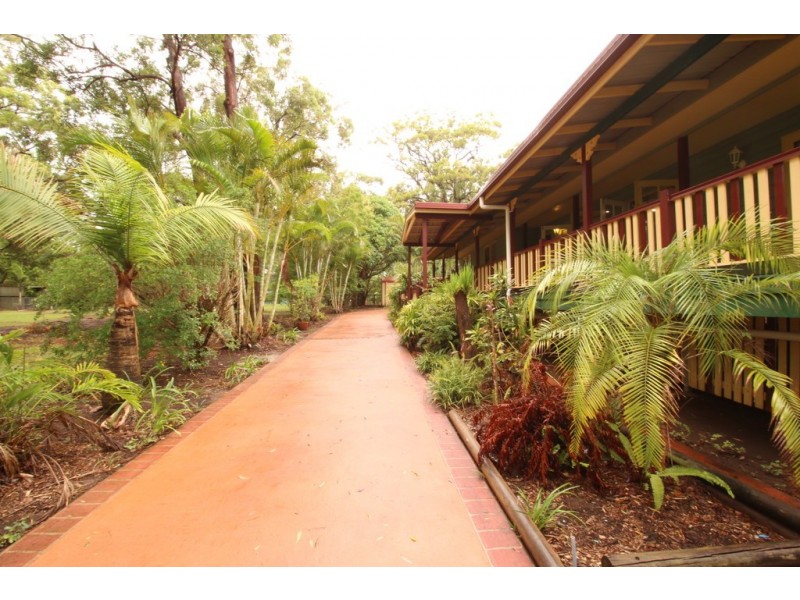 36 COAST ROAD, Macleay Island QLD 4184