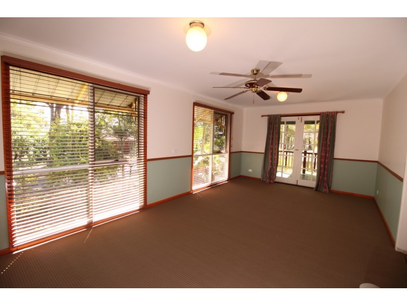 36 COAST ROAD, Macleay Island QLD 4184