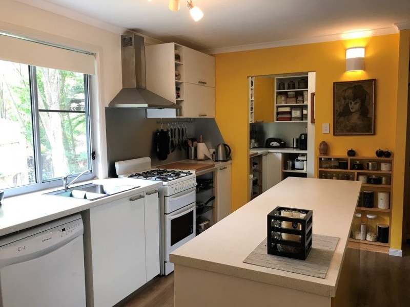 26 ILYA STREET, Macleay Island QLD 4184