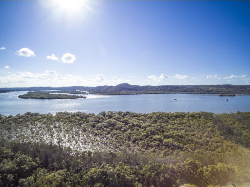 31 AQUAMARINE AVENUE, Russell Island QLD 4184