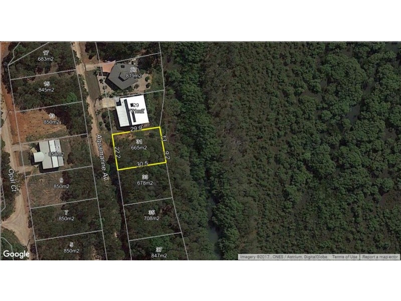 31 AQUAMARINE AVENUE, Russell Island QLD 4184