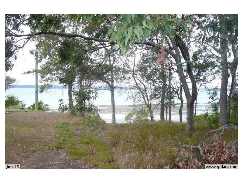 9 GOLDEN SANDS BOULEVARD, Macleay Island QLD 4184