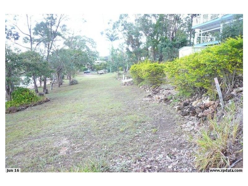 9 GOLDEN SANDS BOULEVARD, Macleay Island QLD 4184