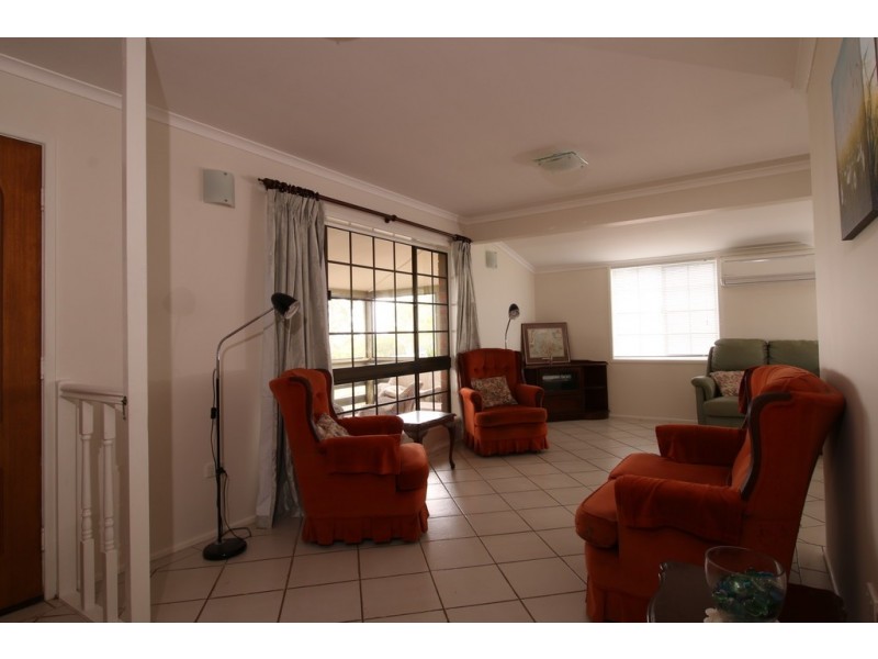 57 Coondooroopa Drive, Macleay Island QLD 4184