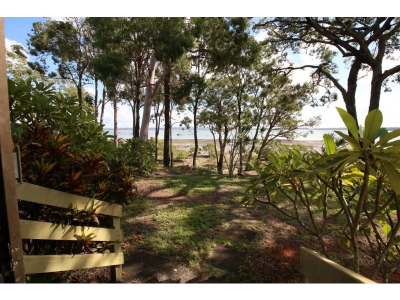 57 Coondooroopa Drive, Macleay Island QLD 4184