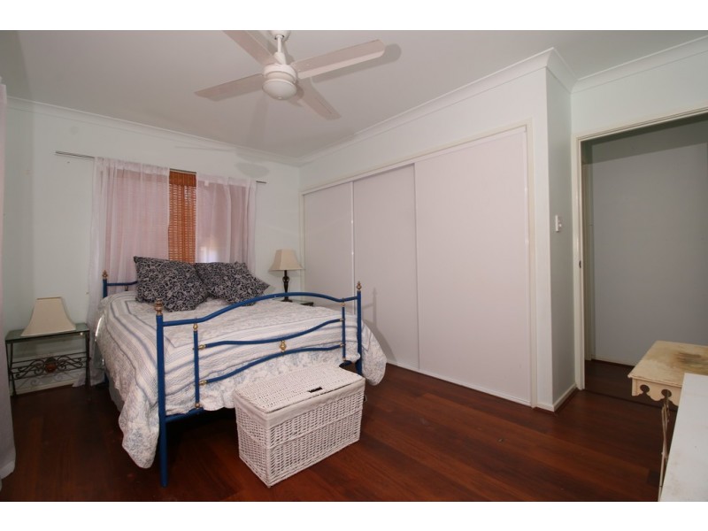 26 George Street, Macleay Island QLD 4184
