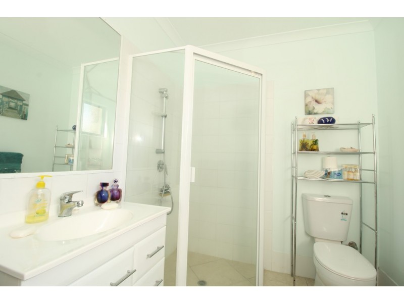 26 George Street, Macleay Island QLD 4184