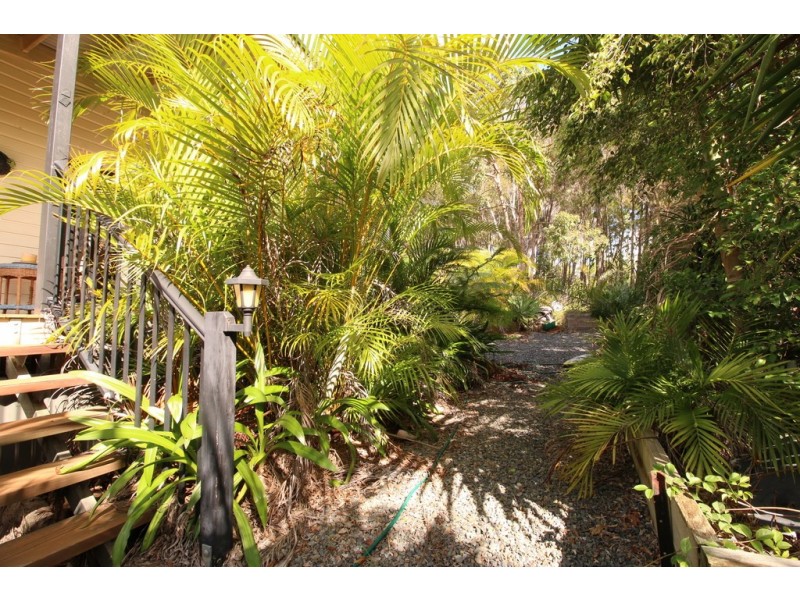 26 George Street, Macleay Island QLD 4184