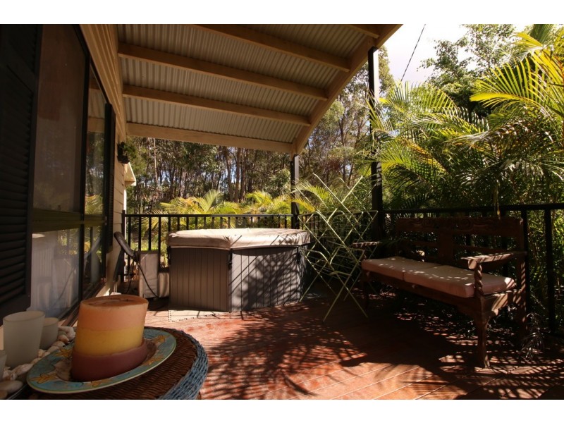 26 George Street, Macleay Island QLD 4184