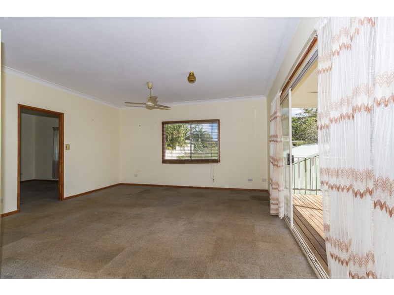 13 DOUGLAS STREET, Russell Island QLD 4184
