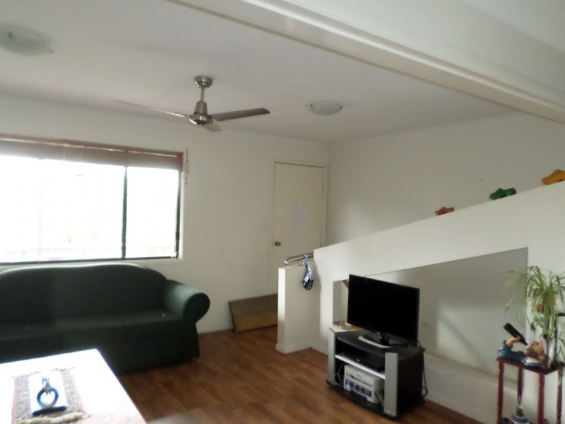 15 ASHTON STREET, Macleay Island QLD 4184