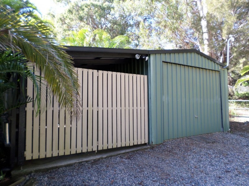 9 ARUMA STREET, Macleay Island QLD 4184