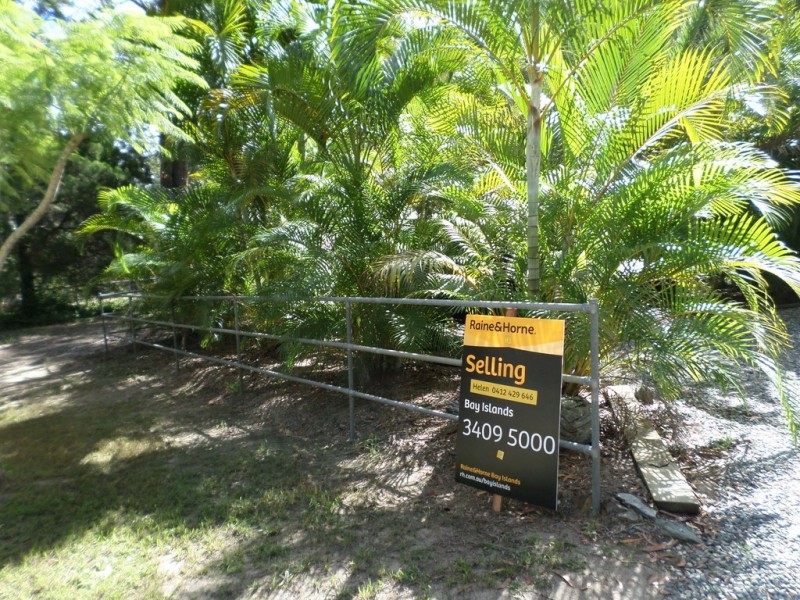 9 ARUMA STREET, Macleay Island QLD 4184