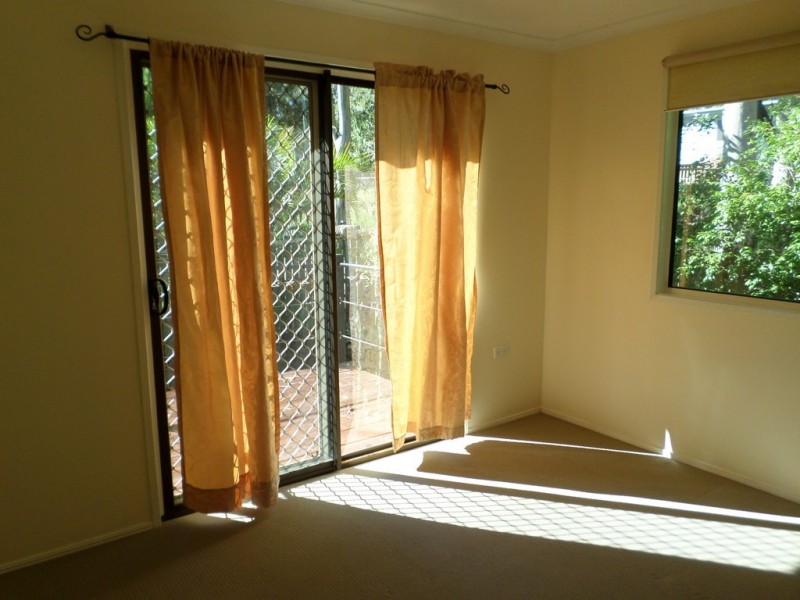 9 ARUMA STREET, Macleay Island QLD 4184