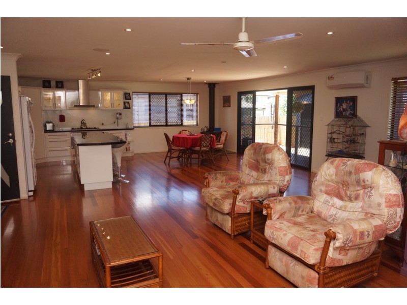 30 LONICERA STREET, Macleay Island QLD 4184