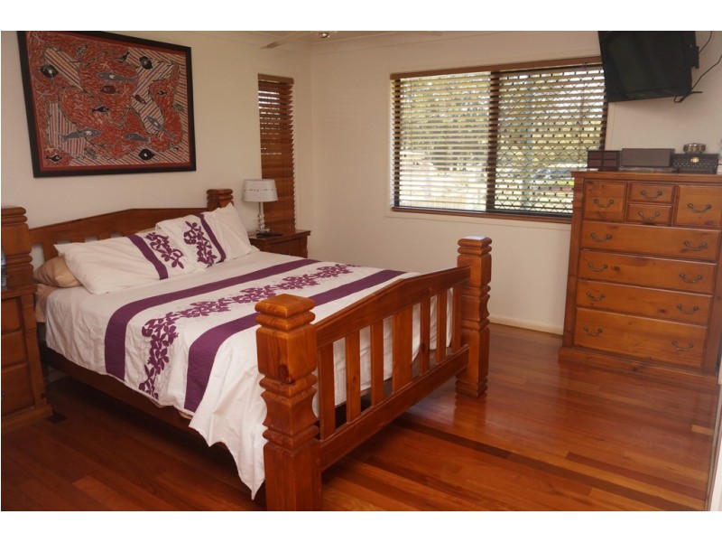 30 LONICERA STREET, Macleay Island QLD 4184