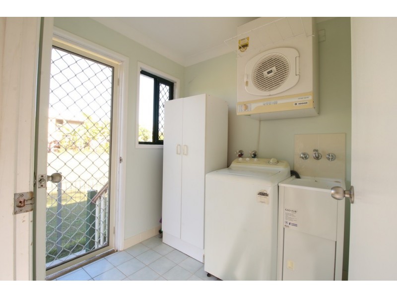23 SQUIRE STREET, Macleay Island QLD 4184