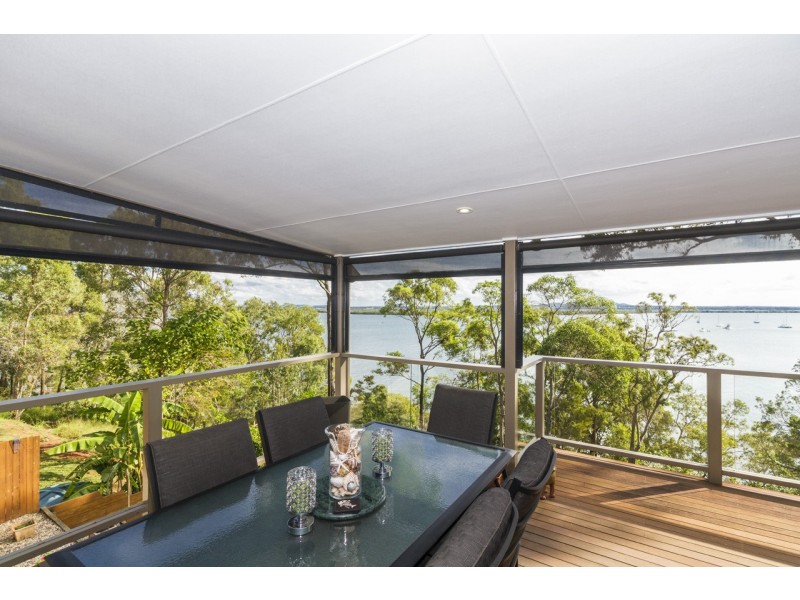 21 CLIFF TERRACE, Macleay Island QLD 4184
