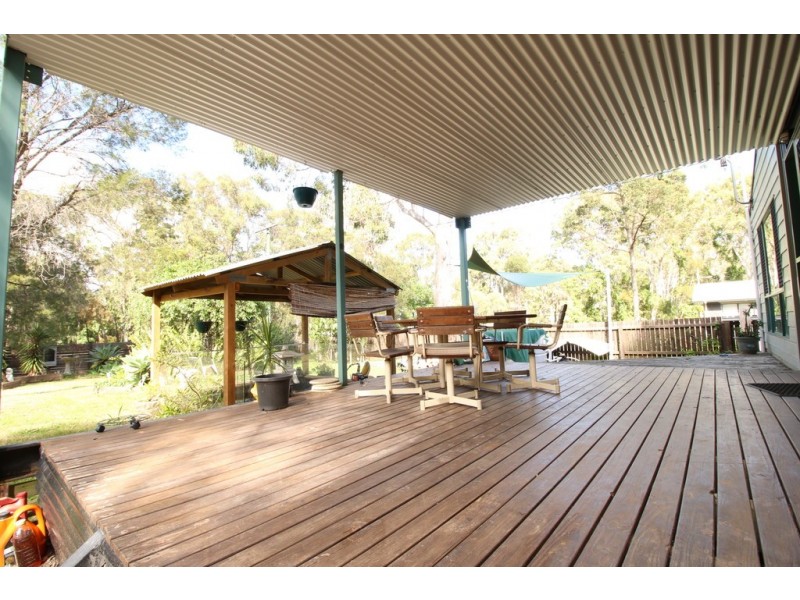 25 EASTERN ROAD, Macleay Island QLD 4184