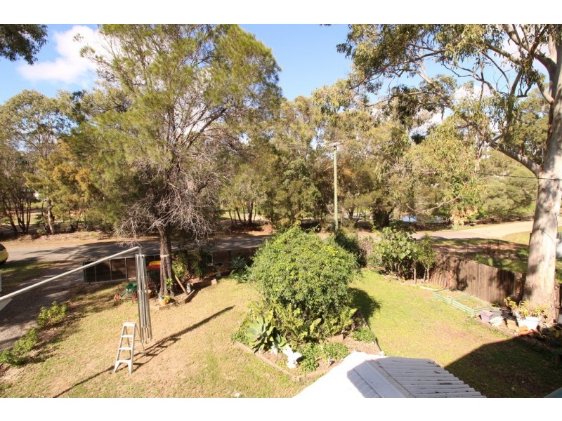 25 EASTERN ROAD, Macleay Island QLD 4184