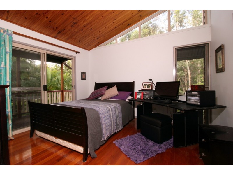 8 KALARA STREET, Macleay Island QLD 4184