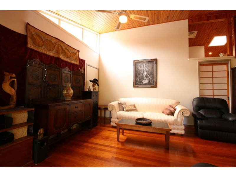 8 KALARA STREET, Macleay Island QLD 4184