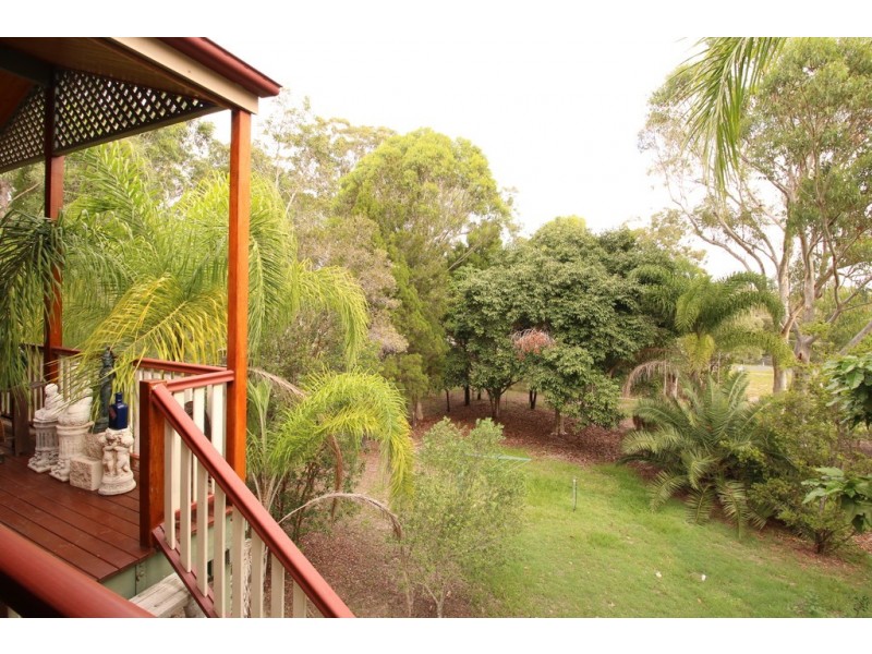 8 KALARA STREET, Macleay Island QLD 4184