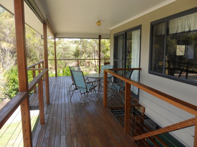 19 OOMOOL STREET, Macleay Island QLD 4184