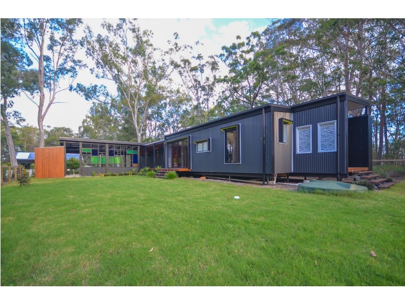 27 VILLA WOOD ROAD, Russell Island QLD 4184