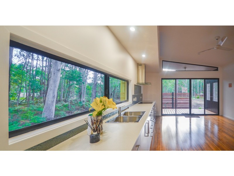 27 VILLA WOOD ROAD, Russell Island QLD 4184