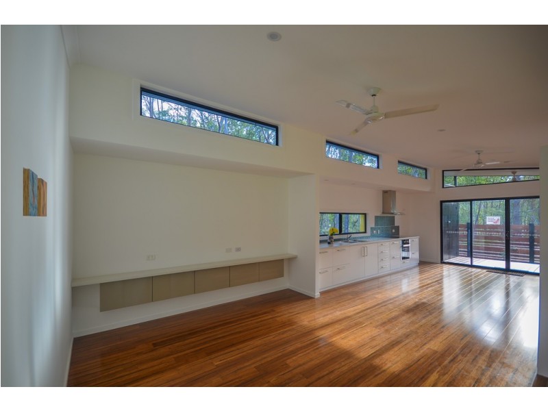 27 VILLA WOOD ROAD, Russell Island QLD 4184