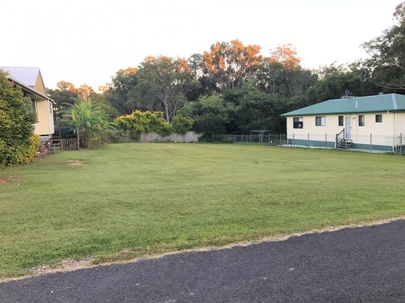 21 SQUIRE STREET, Macleay Island QLD 4184