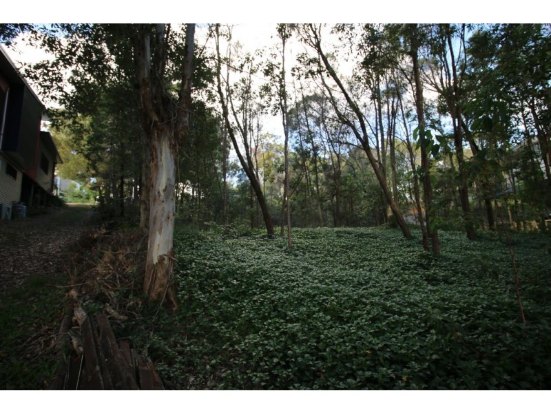 77 COONDOOROOPA DRIVE, Macleay Island QLD 4184
