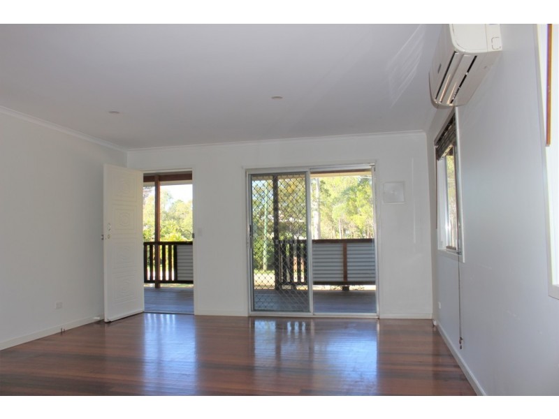 31 ASHTON STREET, Macleay Island QLD 4184