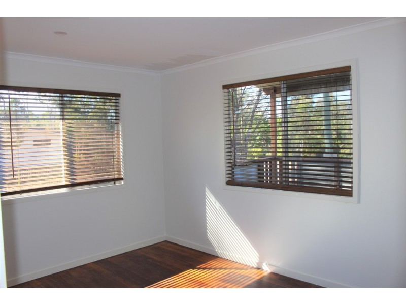 31 ASHTON STREET, Macleay Island QLD 4184